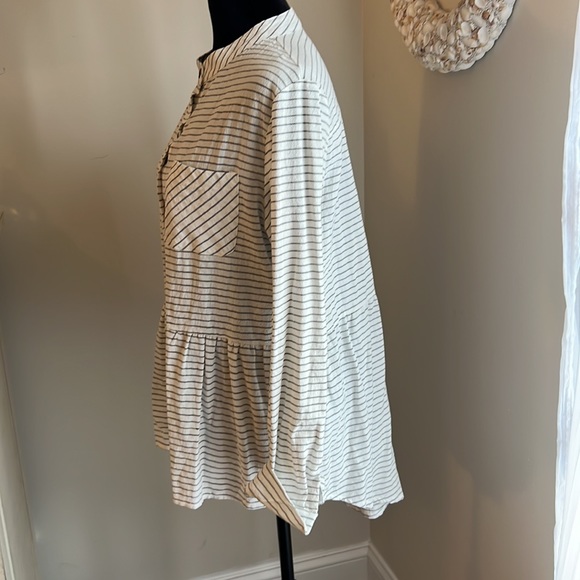 Peplum Ruffle Top - Picture 7 of 11